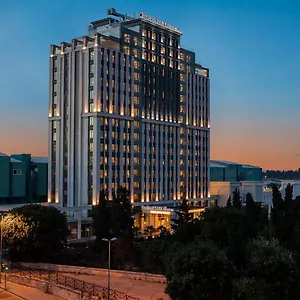 Doubletree By Hilton Topkapi מלון