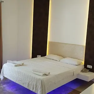 Safir Отель Битез